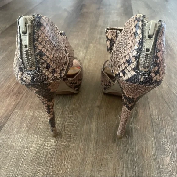 Nine West Python 🐍 Heels Women’s 6.5 - Picture 6 of 9
